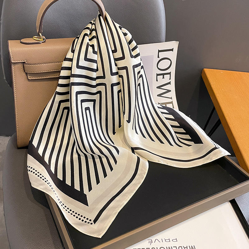 Luxury Brand Neckerchief Sprin - Women Accessories Brands ulasan dan harga