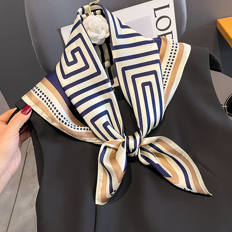 Luxury Brand Neckerchief Sprin - Women Accessories Brands ulasan dan harga