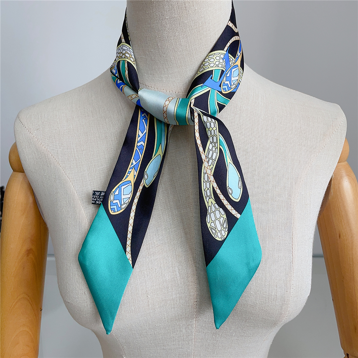 New Brand Design Colored Snake - Women Accessories Brands ulasan dan harga