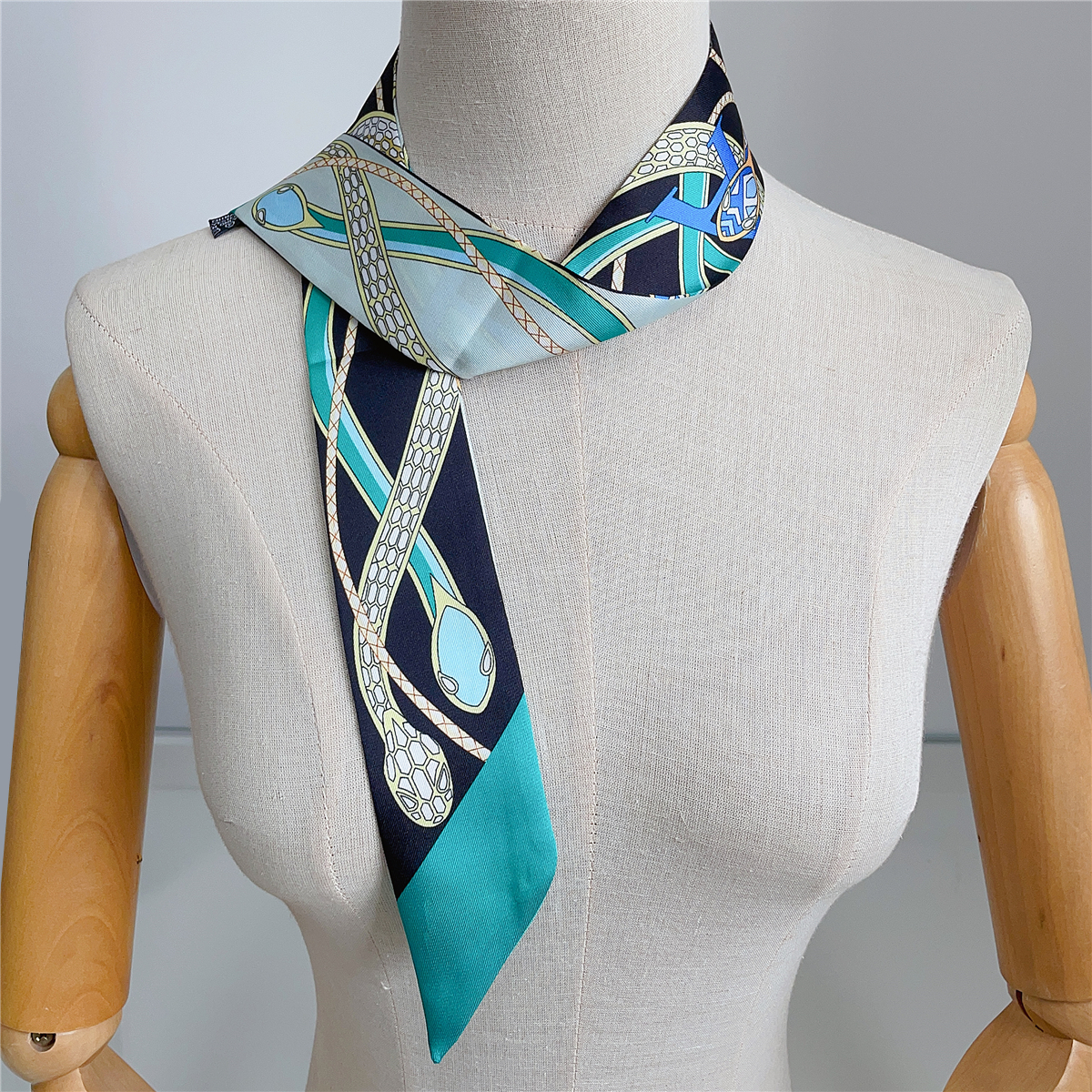 New Brand Design Colored Snake - Women Accessories Brands ulasan dan harga